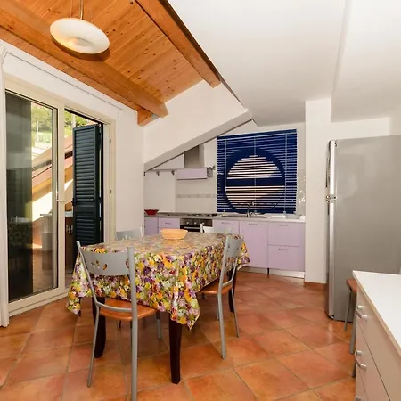 מלון דירות Le Tartarughe לטויאני