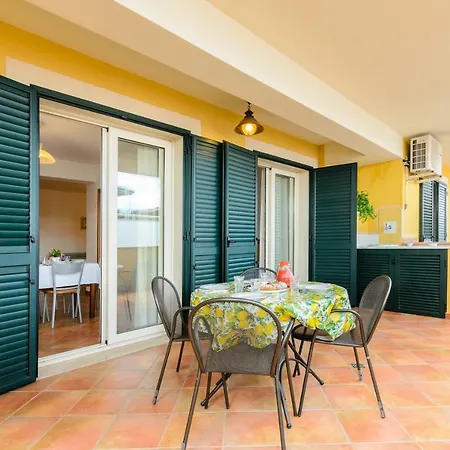 Aparthotel Le Tartarughe 4*
